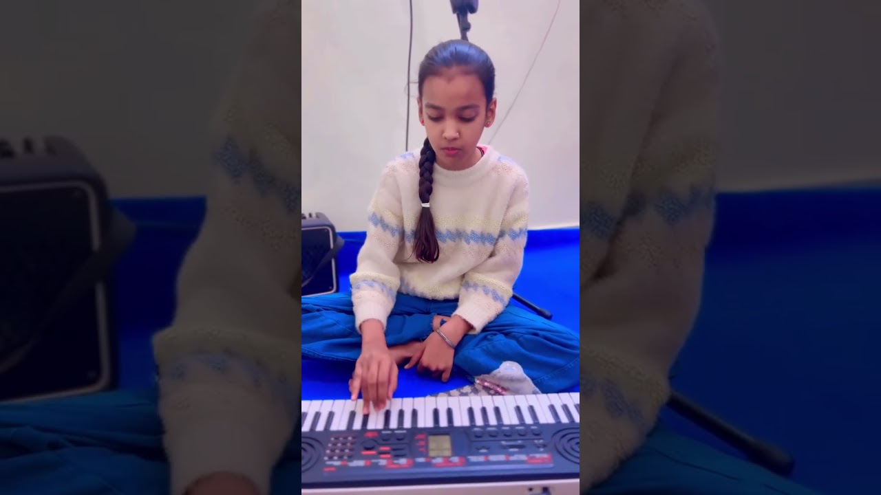 one hand on keyboard by little girl #burari | Rhythm music academy Guitar Chords & Tutorial — Rhythm Music Academy Burari
